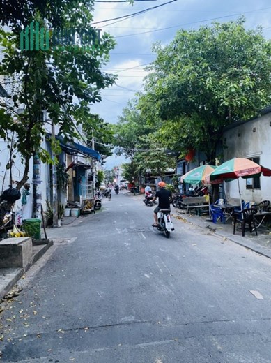 Bán nhà mặt tiền đường số 4 Lê Văn Quới 4x16 trệt 2 lầu kinh doanh buôn bán xung gần ngã tư 4 Xã.
