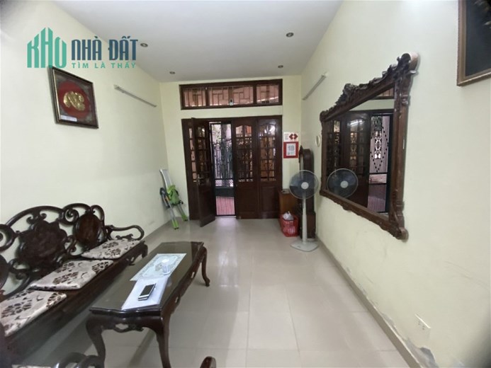 Bán Nhà Mặt Phố Hoàng Cầu Quận Đống Đa. 55m Mặt Tiền 4m Nhỉnh 14 Tỷ. Cam Kết Ảnh Thật Mô Tả Chính