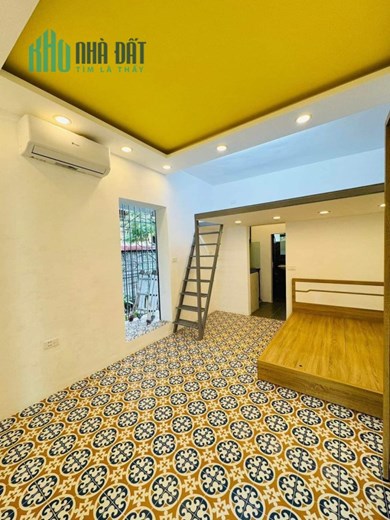 Chỉ hơn 1 tỷ sở hữu Tập thể Ngoại Thương, Chùa Láng 40m2, 2 ngủ, Cực đẹp, Ô tô