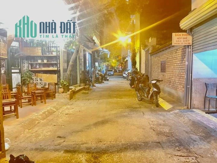 Bán Nhà Phố Châu Long 42m2 x 5 tầng 5 phòng ngủ, gara ô tô, sát Phố ngõ rộng ô tô tránh, kinh doanh
