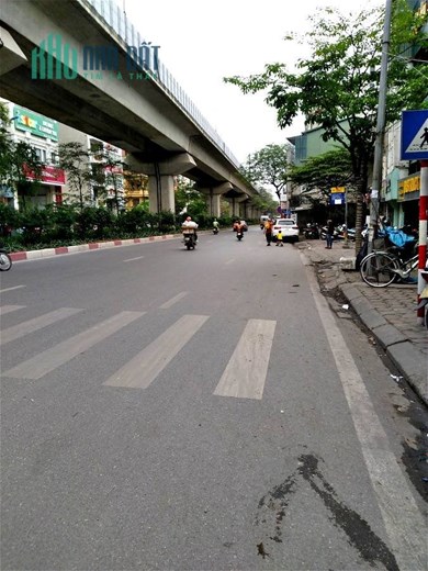 Bán Nhà Mặt Phố Yên Lãng Quận Đống Đa. 32m Xây 5 Tầng Nhỉnh 12 Tỷ. Cam Kết Ảnh Thật Mô Tả Chính