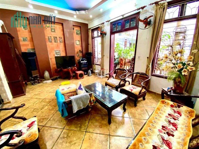 Bán Nhà Phố Yên Lãng Quận Đống Đa. Sổ 71m Thực Tế 80m Xây 6 Tầng Mặt Tiền 5.5m Nhỉnh 14 Tỷ. Cam Kết