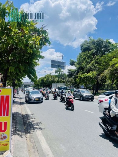 Nhà MTKD gần sân bay TSN, 20,8 triệu/th