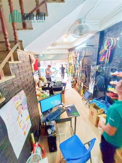 Bán Nhà Mặt Phố Nguyễn Chí Thanh Quận Đống Đa. Sổ 37m Thực Tế 45m Mặt Tiền 4m Nhỉnh 16 Tỷ. Cam Kết