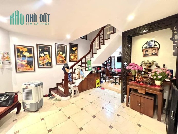 NHÀ ĐẸP - CÁCH Ô TÔ 20M - 4 NGỦ - SÂN ĐỂ XE RỘNG - NHÀ THOÁNG SÁNG - SỔ NỞ HẬU 65m, 4T, MT 4,2 M,8