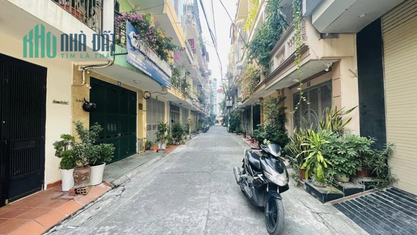 PHÂN LÔ QUÂN ĐỘI, ÔTÔ,KHU HIẾM,GẦN PHỐ,Ở KDVP CỰC SƯỚNG, Hoàng Văn Thái,65m2 x4Tầng, 8.5 tỷ