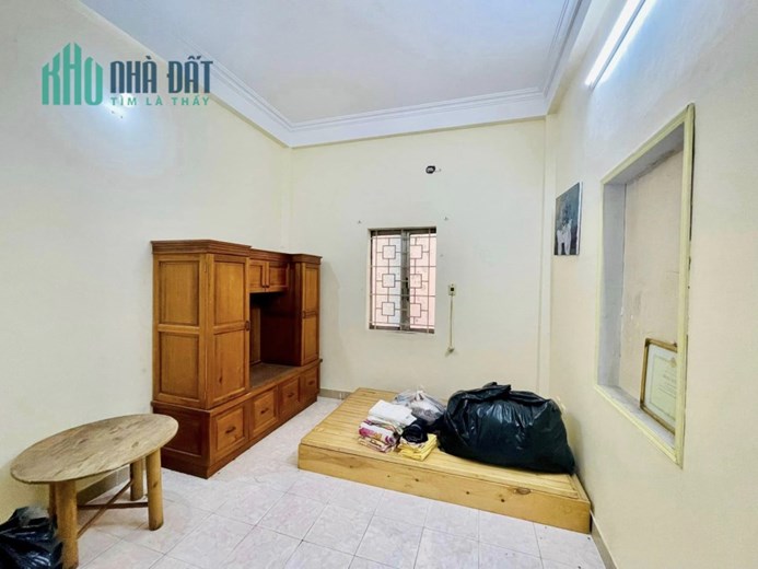 Bán nhà  ngõ 371 Trường Chinh 33m x 4 tầng, mt: 3.3m chỉ 4,9 tỷ.