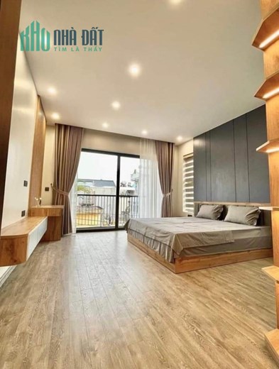 Nhà Quang Trung, 44m, Mặt Tiền Hơn 4m, Nhỉnh 6 Tỷ, Ô tô Đỗ Cửa