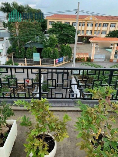 Bán nhà 1Trệt 2Lầu. đường rộng 12m, P. Trường Thọ, DT 184m² giá 11,3 tỷ