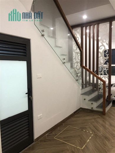 CÓ 102-7,5 TỶ DỊCH VỌNG-CẦU GIẤY-NHÀ ĐẸP-SÁT PHỐ-NGÕ OTO-KINH DOANH