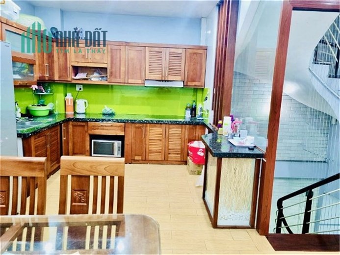 HÓT-8 TỶ HỒ TÙNG MẬU, CẦU GIẤY,NHÀ MỚI-LÔ GÓC-NGÕ THÔNG-NỘI THẤT CAO CẤP.