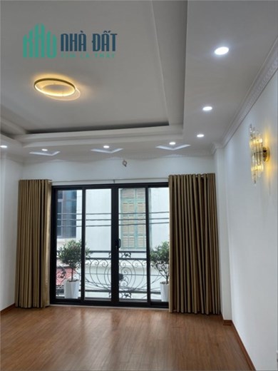 SIÊU PHẨM -6,8 TỶ TRẦN BÌNH,CẦU GIẤY-NHÀ MỚI-GẦN PHỐ-NGÕ OTO-KINH DOANH.