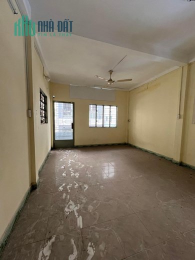NHÀ Q5 2 MẶT THOÁNG - HẺM XE HƠI.