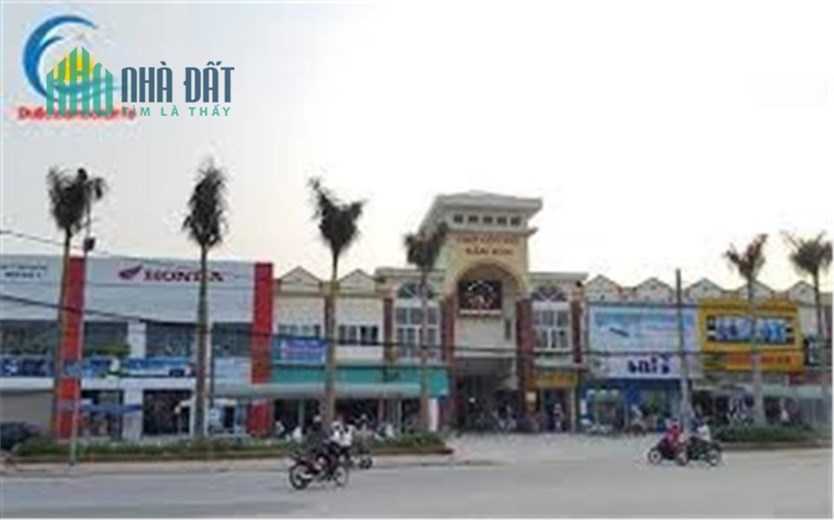 CHÍNH CHỦ CẦN BÁN NHANH  LÔ ĐẤT TẶNG CĂN NHÀ Vị Trí Đắc Địa Mặt Tiền Đường Lê Lợi Tp Sầm Sơn