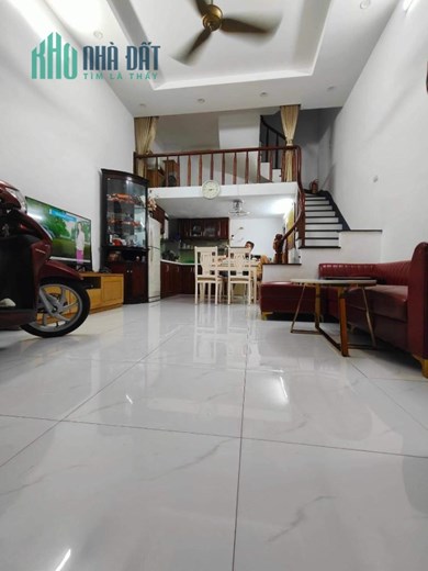 Bán nhà phố Nguyễn Công Trứ, ngõ nông, thoáng, nhà đẹp, Nt xịn, 5.5 tỷ