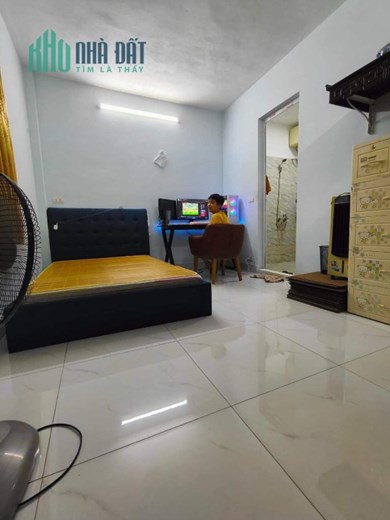 Bán nhà phố Nguyễn Công Trứ, ngõ nông, thoáng, nhà đẹp, Nt xịn, 5.5 tỷ