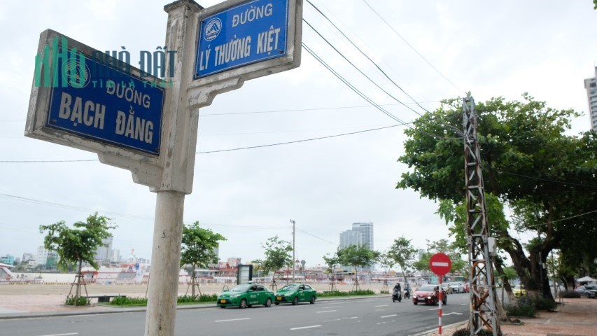 Lô góc Mặt tiền Lý Thường kiệt, đắc địa Hải Châu, 1000m2, sát sông Hàn, chỉ 180 tỷ
