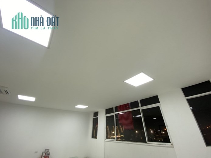 Sang nhượng nhà 6 tầng phố Nguyễn Chánh, Cầu Giấy, Hà Nội