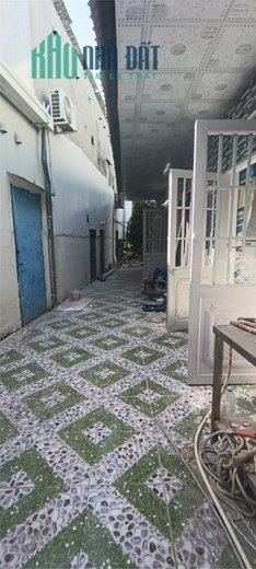 Cho thuê nhà nguyên căn tổng có 2 căn 150m DTSD 300m Kha Vạn Cân giá rẻ