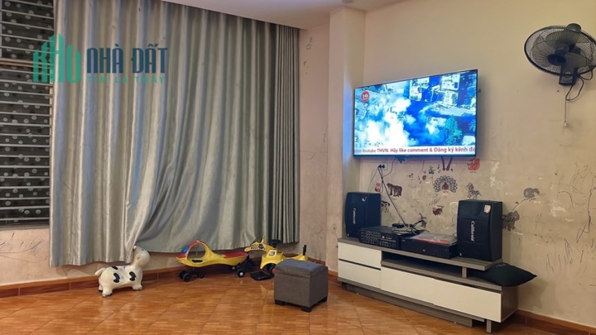 Nhà phố Thanh Am, Long Biên vỉa hè rộng kinh doanh 50m2x 4t, mặt tiền: 5m, 6 tỷ 8