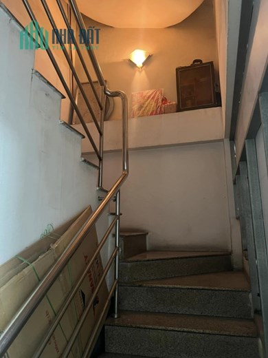Nhà mặT tiền kinh doanh 4 Tầng sầm uất nhất nhì Quận 8, chỉ vài bước chân sang Quận 1