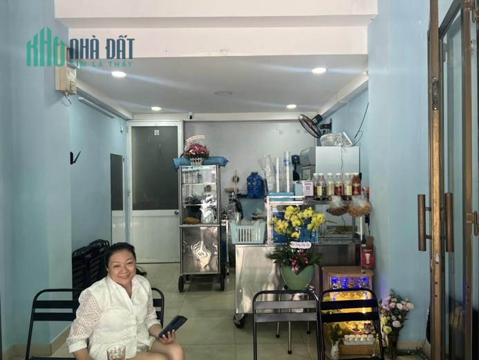 Nhà mặT tiền kinh doanh 4 Tầng sầm uất nhất nhì Quận 8, chỉ vài bước chân sang Quận 1