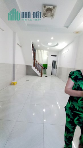 Bán nhà 2 Tầng nội thất đẹp, Hẻm xe hơi đường Trần Xuân Soạn Quận 7