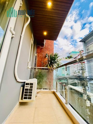 BÁN GẤP NHÀ ĐẸP LÊ ĐỨC THỌ, GÒ VẤP, 4T, 3PN, NHĨNH 4 TỶ TL