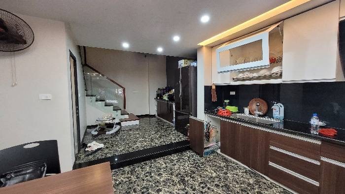 Bán Nhà Phố Thạch Bàn , Quận Long Biên , Giá 7.6 tỷ -  50M – MT 4.2M . Ngõ Nông , Ô Tô , Kinh Doanh