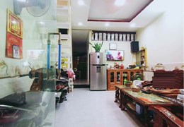 ♥ Nhà Trần Cao Vân Ô tô đậu cửa, 73m2 2 mê gần đường, dưới 3 tỷ