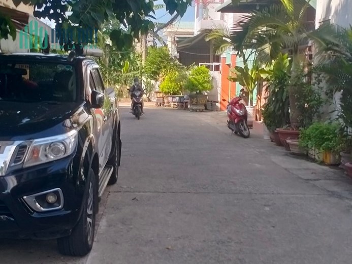 ♥ Nhà Trần Cao Vân Ô tô đậu cửa, 73m2 2 mê gần đường, dưới 3 tỷ