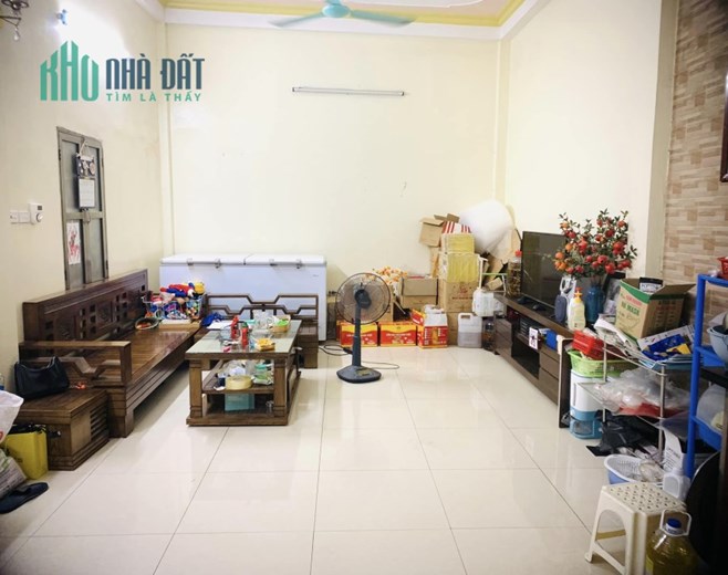 BÁN GẤP BẠCH MAI, HAI BÀ TRƯNG, DÂN XÂY, LÔ GÓC, 2 THOÁNG, NHÀ ĐẸP Ở NGAY 40m NHỈNH 3 TỶ 0901753139
