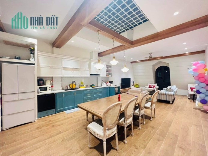 CHỈ NHỈNH 5 TỶ CÓ NHÀ VĂN QUÁN 38M2   9 m, MT - NHÀ LÔ GÓC, Ô TÔ KINH DOANH - NHÀ ĐẸP Ở NGAY- VỪA Ở