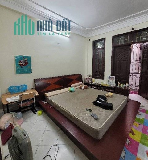 BÁN GẤP NHÀ LÁNG HẠ - NGÕ NÔNG – THÔNG TỨ TUNG – DÂN TRÍ CAO – 41M2, NHỈNH 5 TỶ