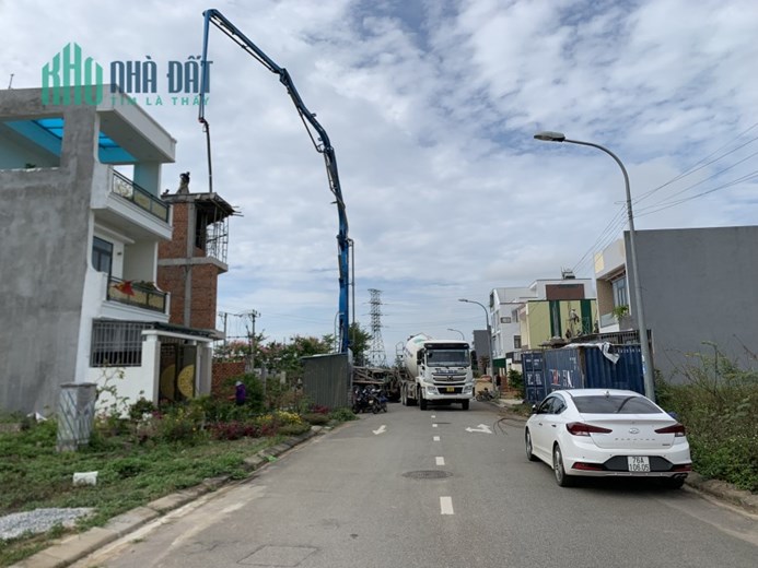 Cần tiên bán nhanh lô đất Khu đô thị Phú Mỹ Quảng Ngãi đường 17.5m giá rẻ