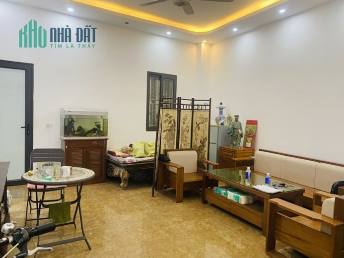 CẦN BÁN NHÀ TRẠI CÁ, HAI BÀ 35M × 4T-THÔNG, DÂN XÂY CHỈ 3,38TỶ. SĐCC