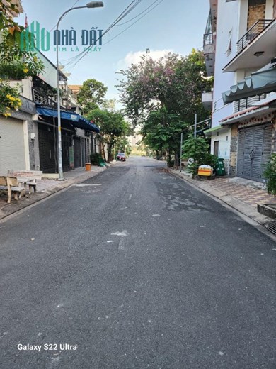 Chỉ nhỉnh 4 tỷ có ngay nhà 3 tầng BTCT 76.8m2, NHÀ MỚI 4 PHÒNG NGỦ đường Phan Văn Hớn Quận 12.