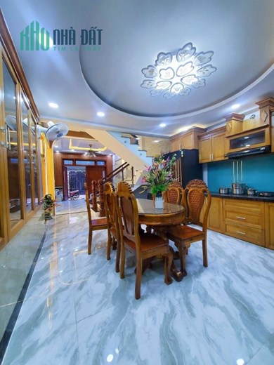 Chỉ nhỉnh 4 tỷ có ngay nhà 3 tầng BTCT 76.8m2, NHÀ MỚI 4 PHÒNG NGỦ đường Phan Văn Hớn Quận 12.