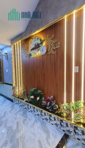 Chỉ nhỉnh 4 tỷ có ngay nhà 3 tầng BTCT 76.8m2, NHÀ MỚI 4 PHÒNG NGỦ đường Phan Văn Hớn Quận 12.