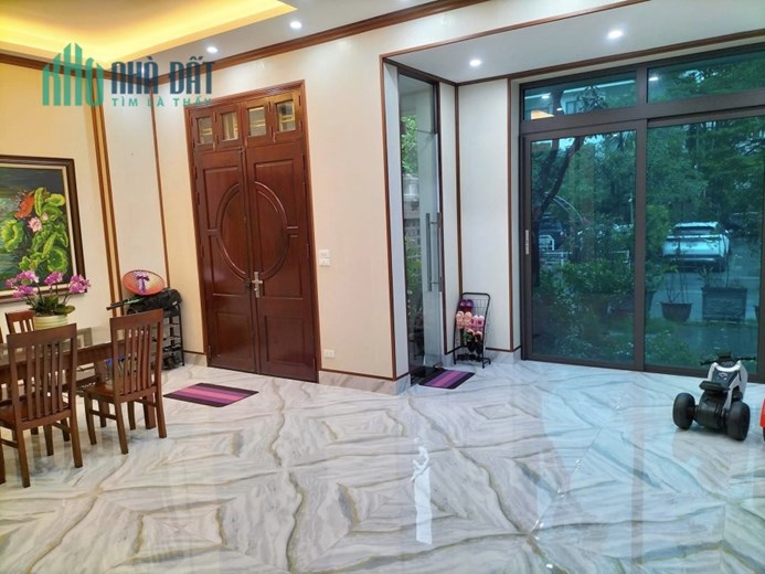 O9 2628 5559 , Mới nhất. Bán nhà Đội Nhân 141m², 4 tầng, MT 8.2m, giá 36 tỷ Ba Đình