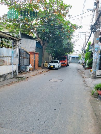 Bán nhà mặt tiền đường số 2 Mã Lò 4.6x24 đúc 3 tấm gần chợ Gò Xoài giá 69 triệu 1m2 nhà mới ở ngay.