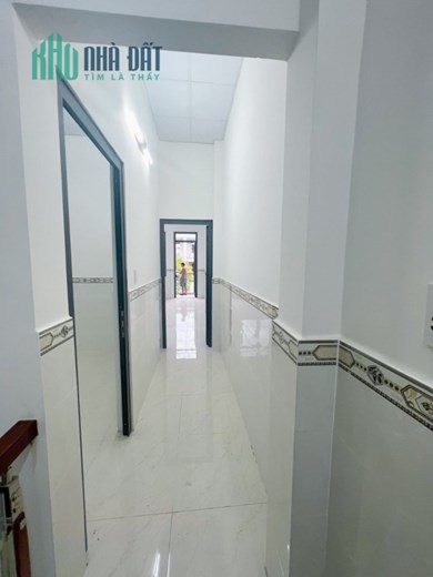 Bán nhà mặt tiền đường số 2 Mã Lò 4.6x24 đúc 3 tấm gần chợ Gò Xoài giá 69 triệu 1m2 nhà mới ở ngay.