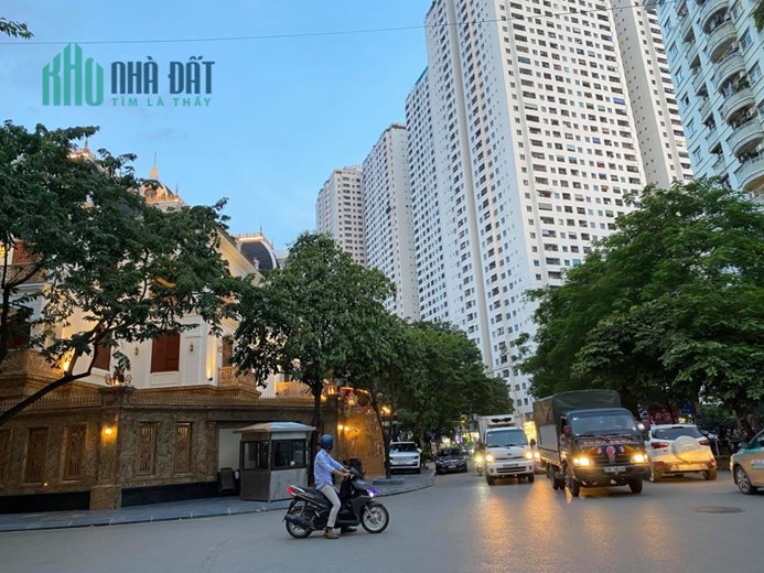 LINH ĐÀM NHÀ 52.6M2 - 52M MẶT TIỀN GIÁ TỐT NHẤT KHU VỰC CHỈ 4.1 TỶ TIỆN ÍCH BẠT NGÀN