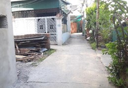 BÁ.N N.HÀ Cấp 4 Cổ Linh ngõ xe ba Gác vào thoải mái