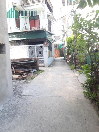 BÁ.N N.HÀ Cấp 4 Cổ Linh ngõ xe ba Gác vào thoải mái