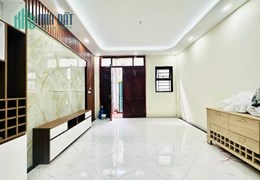 Bán nhà mặt ngõ 192 Yên Duyên, Yên Sở, Hoàng Mai 46m2, 5T giá 3 tỷ thương lượng.