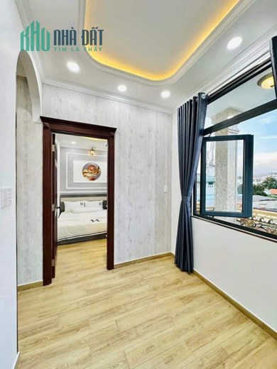 Villa mặt tiền đường Bùi Quang Là, phường 12, quận Gò Vấp giá quá rẻ  BDS 6 Sao