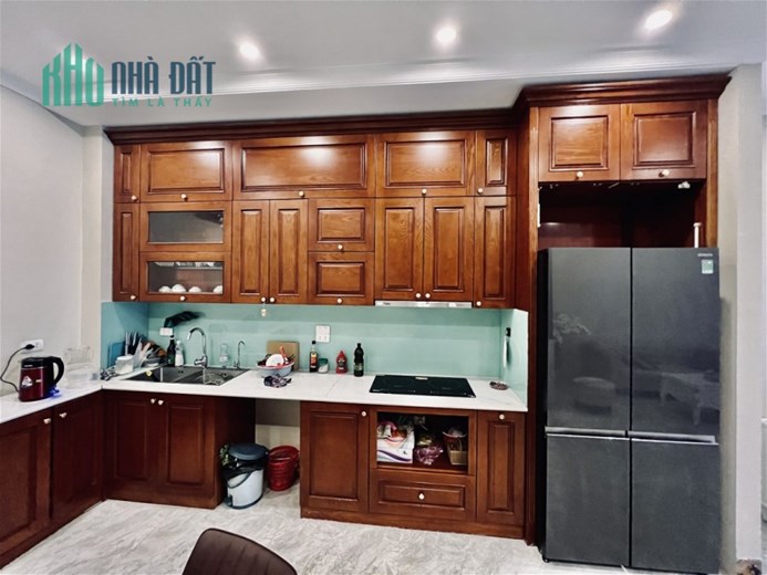 Bồ Đề Long Biên 47m2- 5T- mặt tiền 5m,  gần hồ- ô tô đỗ cửa- quy hoạch ổn định hơn 7 tỷ