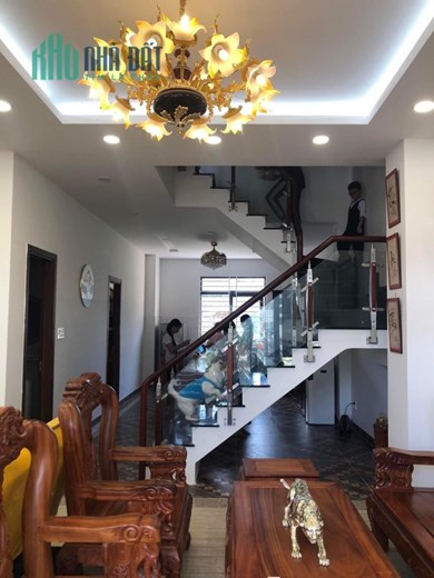 Bán CHDV 14 phòng. 1trệt 4Lầu, P. Long Thạnh Mỹ, 7m x 17m giá 9,5 tỷ