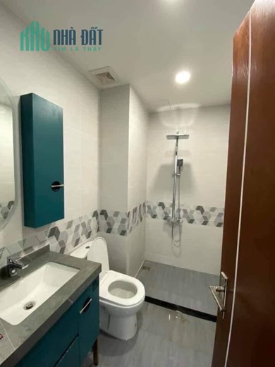 Bán CHDV 14 phòng. 1trệt 4Lầu, P. Long Thạnh Mỹ, 7m x 17m giá 9,5 tỷ